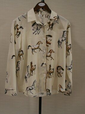 Yong Tong Horse Long Sleeved Blouse Size XL